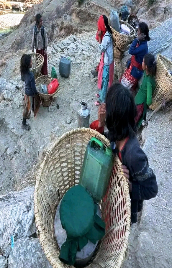 रारागाउँमा पानीको दुःख !