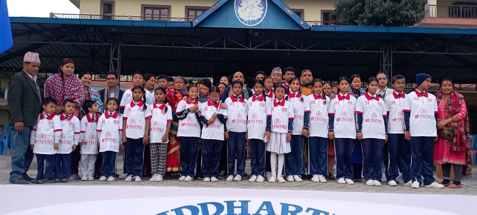 १३ जोडी जुम्ल्याहा विद्यार्थी !