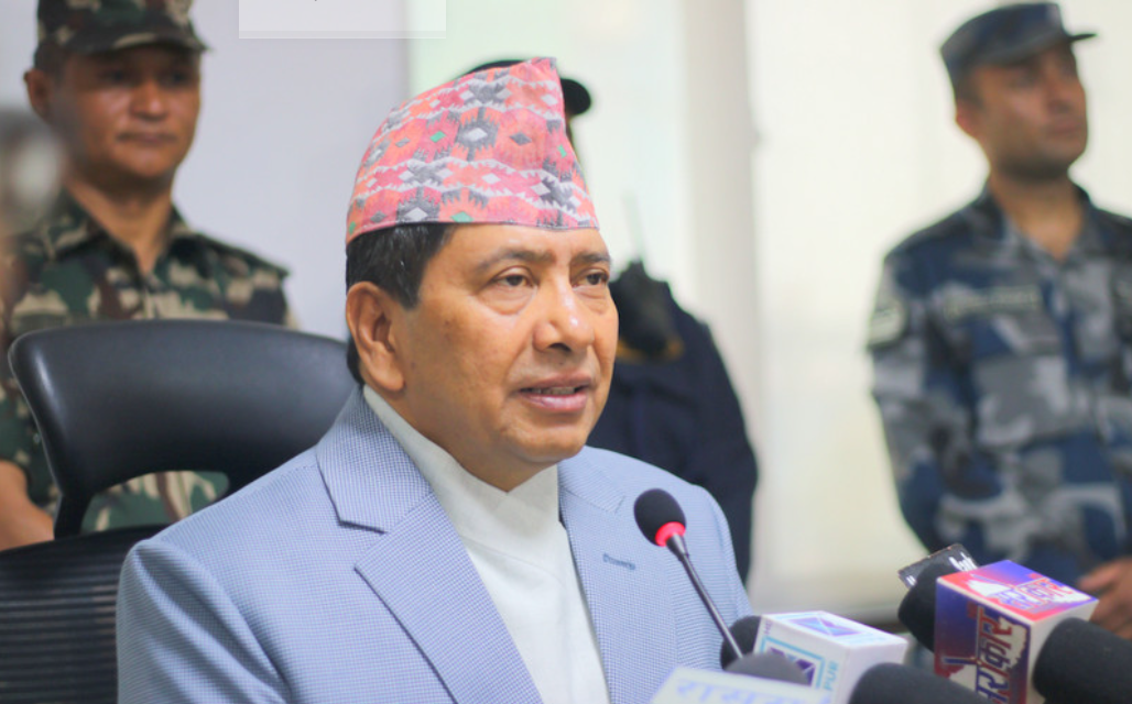 अबदेखि जनतालाई घरबाटै सेवा दिन्छौँ : परराष्ट्रमन्त्री श्रेष्ठ