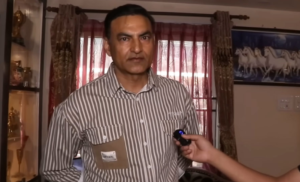 जुतावास खेल्दै गर्दा ‘सक्किगो नि’का कलाकार आचार्यसहित ११ जना पक्राउ